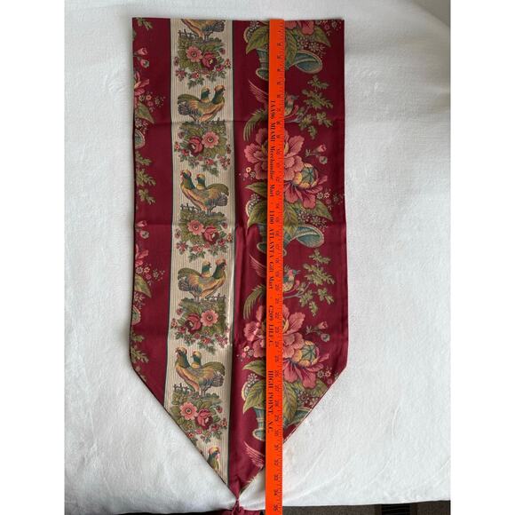 Waverly‎ Rooster Red Burgundy Table Runner Tassels Farmhouse Country Dining - Picture 4 of 10
